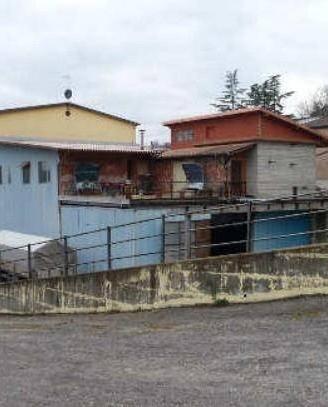 Immobile in asta di 478 m² a Montechiaro d'Asti