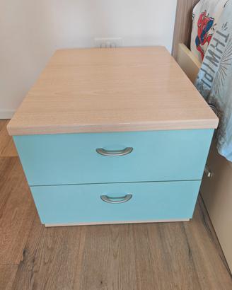 Comodino da letto in perfette condizioni