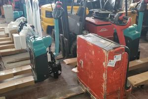 Transpallet elettrico Linde portata 2000kg