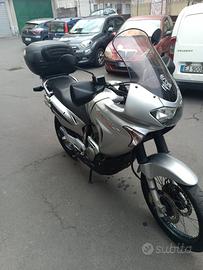 Honda transalp 650