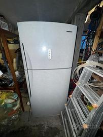Frigorifero Samsung RT52EATG da 434 litri,