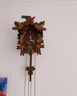 Orologio a cucù tradizionale Foresta Nera 