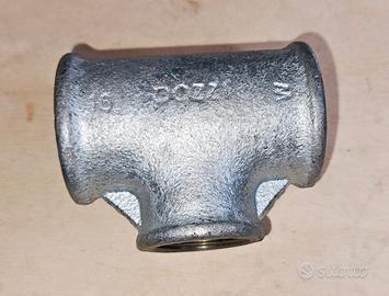 raccordo zincato da 1"1/4-1"-1"1/4