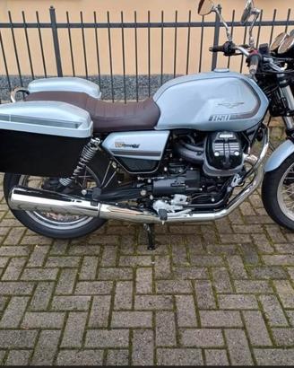 moto Guzzi V7 special 850 