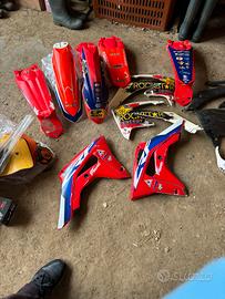 Plastiche e accessori honda ktm etc