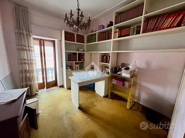 6 LOCALI A LAMEZIA TERME