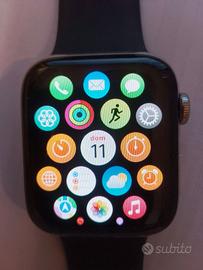 Smartwatch Apple 4a serie