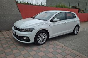 Volkswagen Polo 1.0 TGI R-line (Metano)