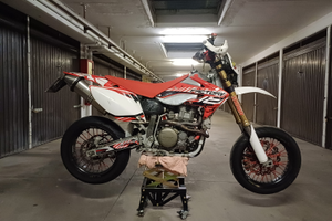 Honda xr 650 motard