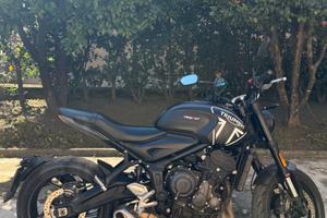 Triumph Trident 660