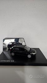 Citroën C4 berlina scala 1/43 NOREV 