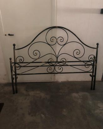 Letto matrimoniale in ferro battuto