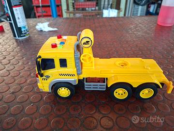 camion giocattolo