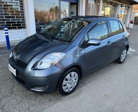 TOYOTA Yaris 1.4 D-4D DPF 5 porte Sol USATA BENI