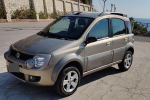 FIAT PANDA CROSS 4x4 1.3 MULTIJET-Unico Proprietar