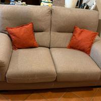 Divano 2 posti Poltrone e Sofà