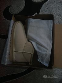 stivaletti UGG 