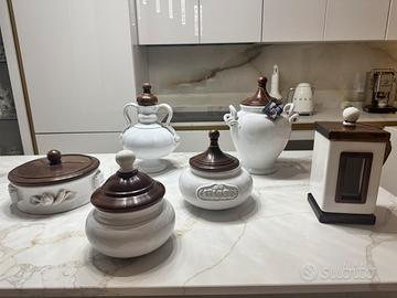 complementi di arredo in ceramica