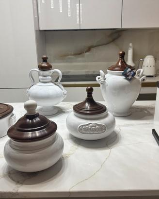 complementi di arredo in ceramica