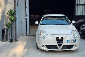 Alfa Romeo MiTo 1.6 JTDm 16V Distinctive Sport Pac