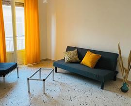 Casa su due livelli arredata