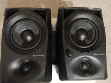 Pioneer DM 400