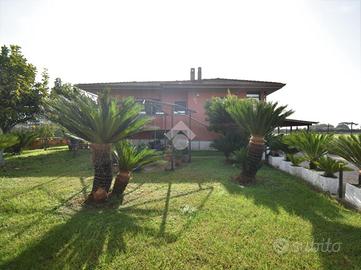 VILLA SINGOLA A SERMONETA