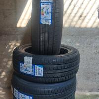 Gomme Nuove 215/55 R17 98Y XL – Treno 4 Pneumatici