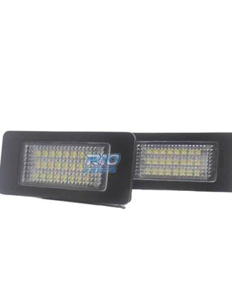 LUCI A LED TARGA BMW