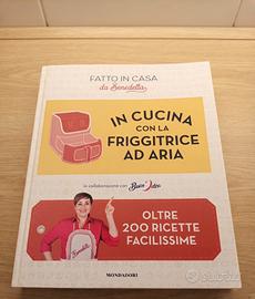 In cucina con la friggitrice ad aria