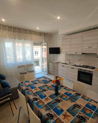 50mtmare quadri o porz trilocale o mono vic centro