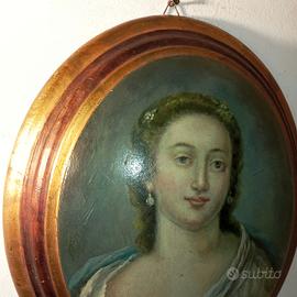 Raffinato dipinto a cameo 