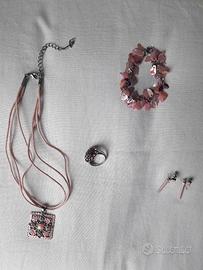 Set rosa collana, braccialetto e orecchini 