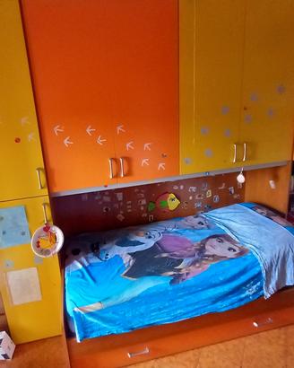 Armadio a ponte con letto