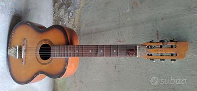 CHITARRA IN LEGNO-MODELLO COME FOTO