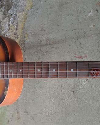 CHITARRA IN LEGNO-MODELLO COME FOTO