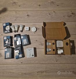 Kit Philips Hue: Bridge, 2 Color, 3 White, Sensori