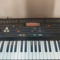 Tastiera Roland e16