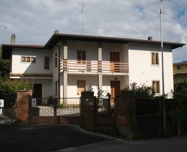 Casa indipendente Tarcento centro