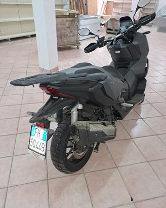 scooter adv350
