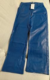 Pantaloni similpelle blu elettrico taglia M