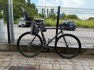 Bici uomo tipo gravel taglia L