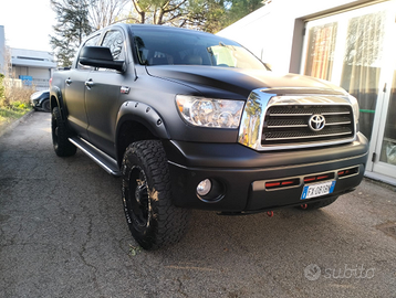 Pick-up Toyota Tundra del 2009 gpl