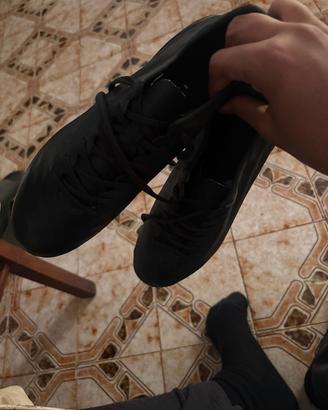 scarpe puma nere