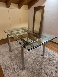 Tavolo in cristallo allungabile – base cromata