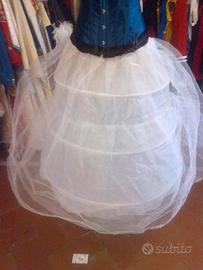 Costumi carnevale e d'epoca 