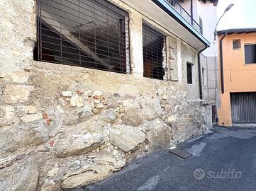 3 LOCALI A PROVAGLIO D'ISEO