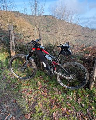 Fantic ebike mtb XEF 1.9 Carbon Team