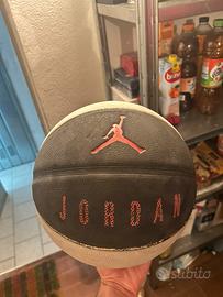 Pallone Jordan Basket