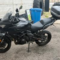 Kawasaki Versys 650 - 2025